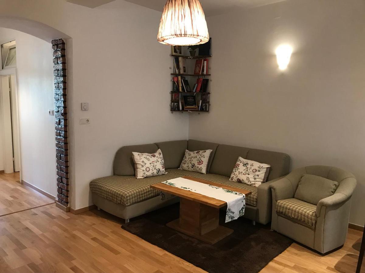 Nice Apartment Near Schoenbrunn And Downtown Wien Eksteriør bilde