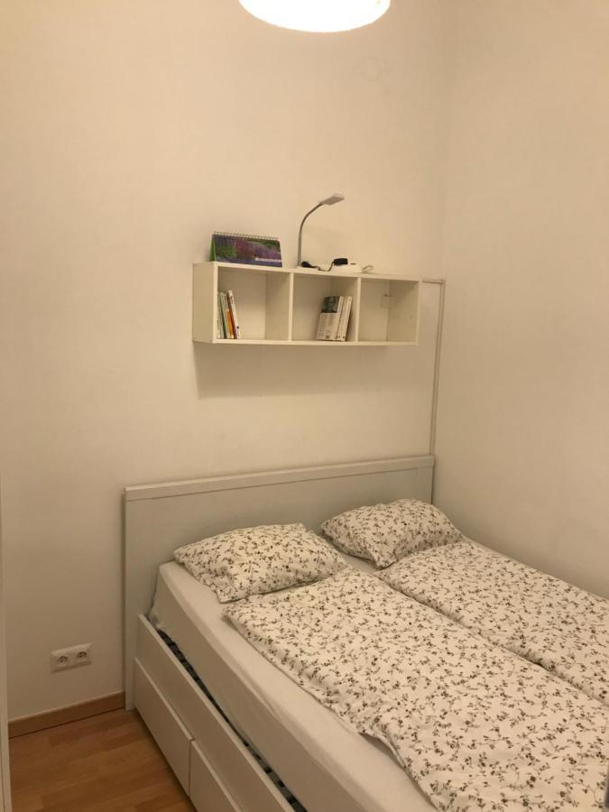 Nice Apartment Near Schoenbrunn And Downtown Wien Eksteriør bilde