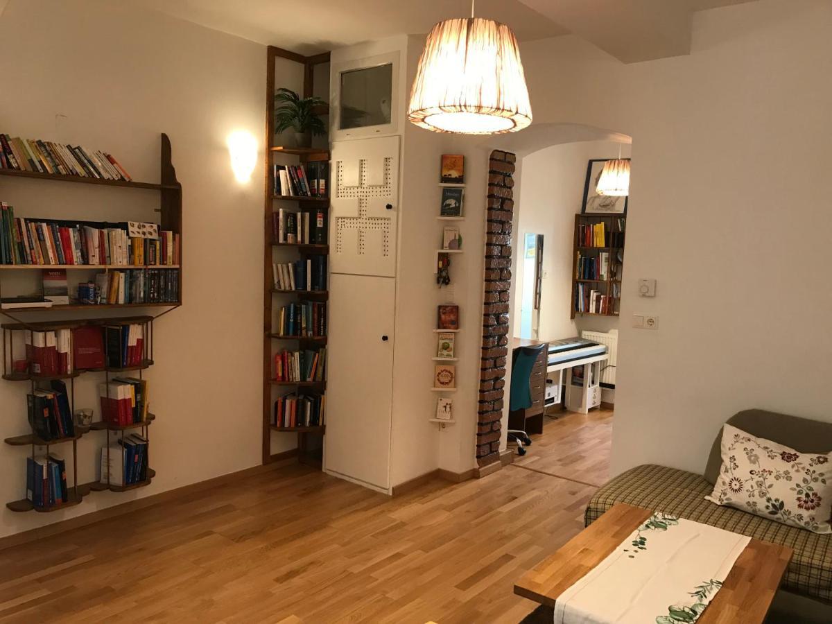 Nice Apartment Near Schoenbrunn And Downtown Wien Eksteriør bilde